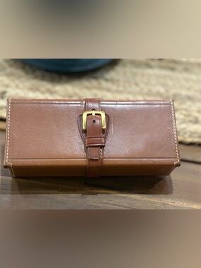 Levenger case